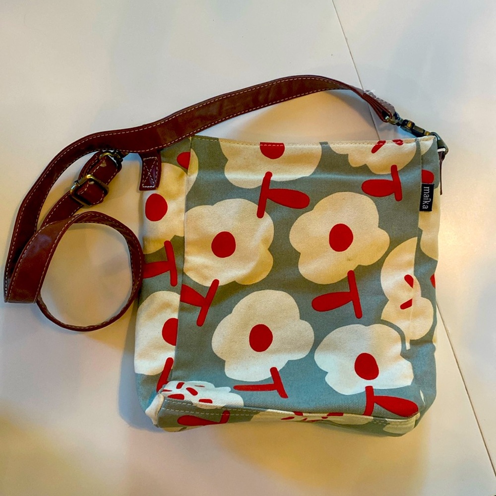 Maika Cross Body Bag